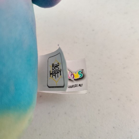 SQUISHMALLOW Lucy the Llama UNICORN with Daisy Rainbow Pastel 8" Stuffed Animal - Picture 6 of 9